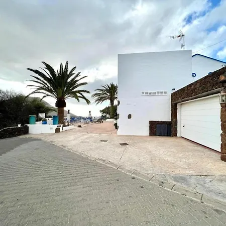 With Breakfast Included, Wifi And Great Pool In Yaiza Διαμέρισμα *