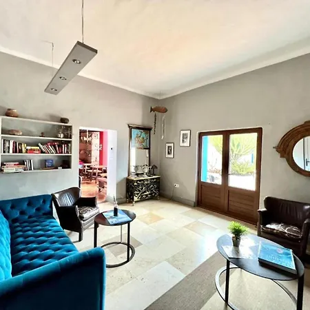 With Breakfast Included, Wifi And Great Pool In Yaiza Apartment *