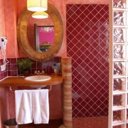 With Breakfast Included, Wifi And Great Pool In Yaiza Apartamento